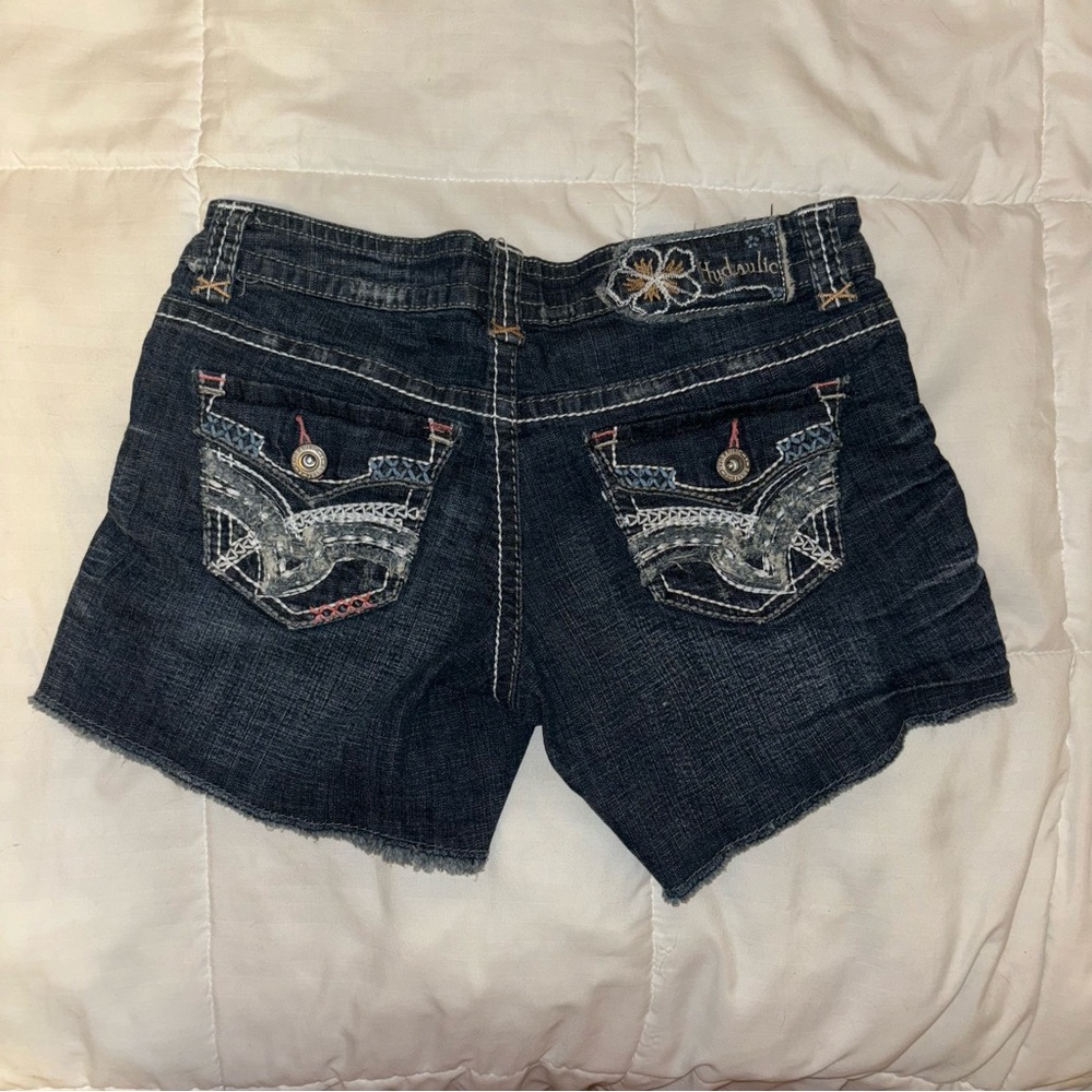 Low rise jean shorts 🌺